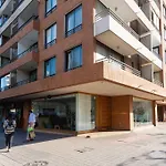 Corazon De Providencia Metro Los Leones C/Estc