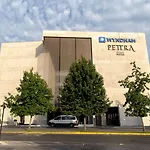 Wyndham Santiago Pettra