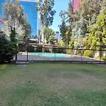 Las Condes, Lado Parque Arauco, 7 Pax.Estupendo