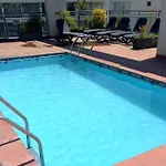 Comodo Y Moderno Apartamento En Las Condes 2Dorm, 2Banos, Open-Kitchen
