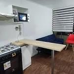A Pasos De Metro Hospitales Con Parking Por Pagar