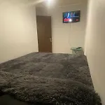 Hermosa Y Comoda Habitacion En Las Condes Para 1 Persona/ Estacionamiento