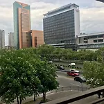 Mirando A Parque Arauco