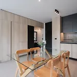 2Br Near Arauco Park & Apoquindo