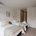 2Br Near Arauco Park & Apoquindo