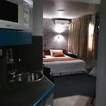 Hotel V.B.V