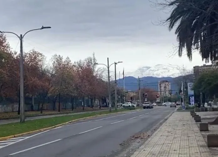 Hermosa Y Comoda Habitacion En Las Condes Para 1 Persona/ Estacionamiento