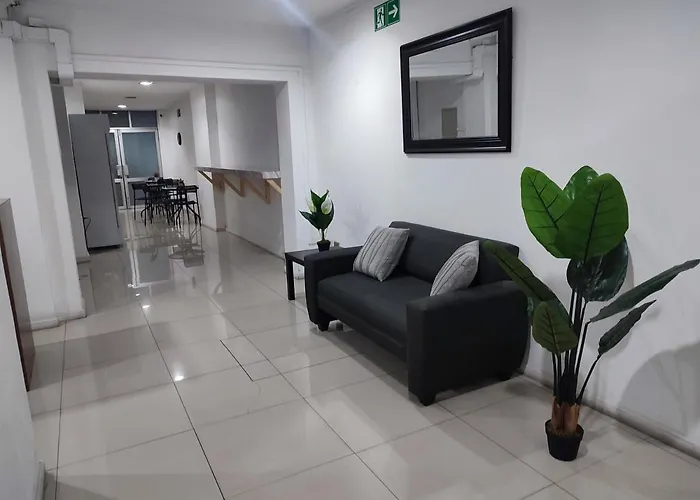 Hostal Familiar Turistico La Moneda