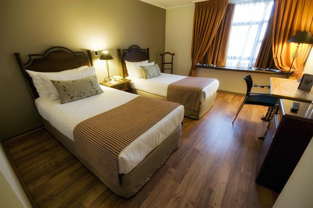 Rugendas Boutique By Time & Hotel Santiago