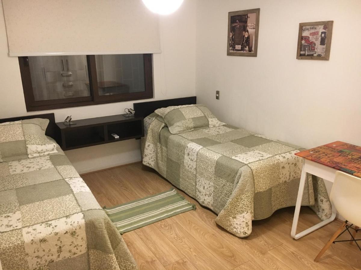Casa Vitacura Host