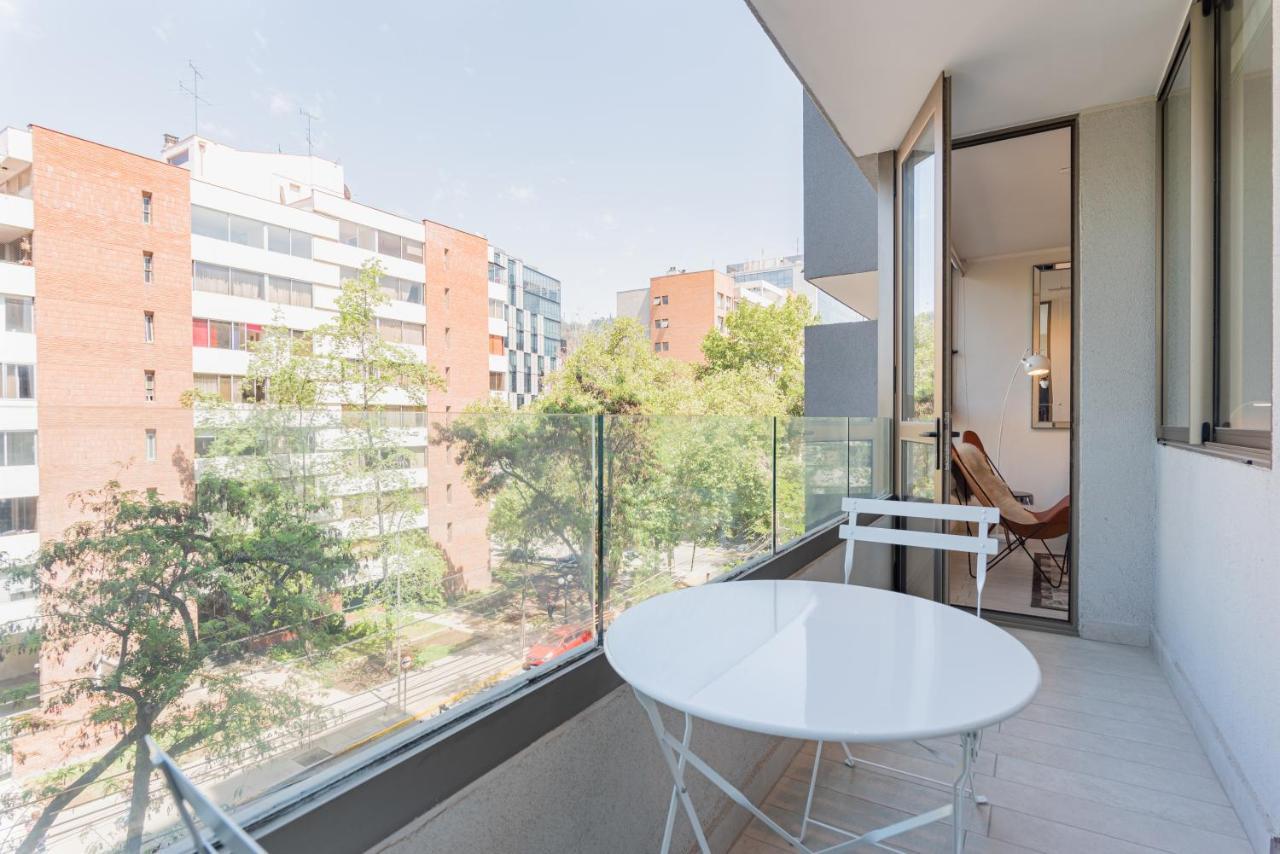 Luxury Retreat W/ 2br, Wifi, Pool, Gym * Santiago de Chile