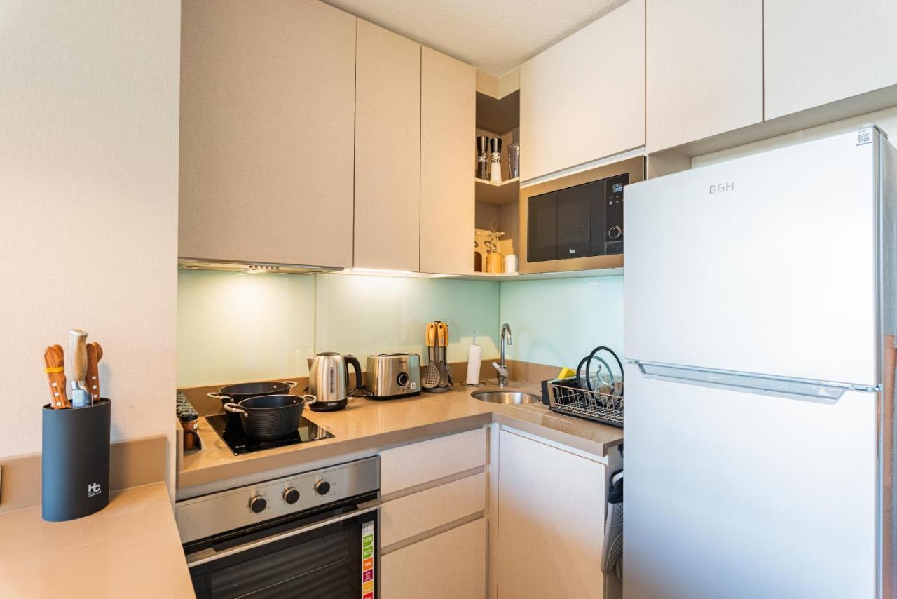 Apartamento Luxury Retreat W/ 2br, Wifi, Pool, Gym Santiago de Chile