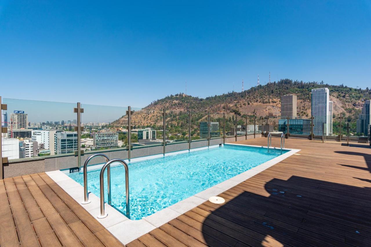 Luxury Retreat W/ 2br, Wifi, Pool, Gym Apartamento Santiago de Chile