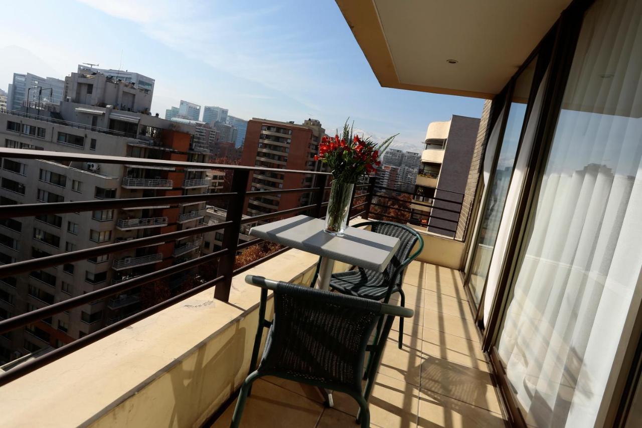 Versalles Aparthotel 4*