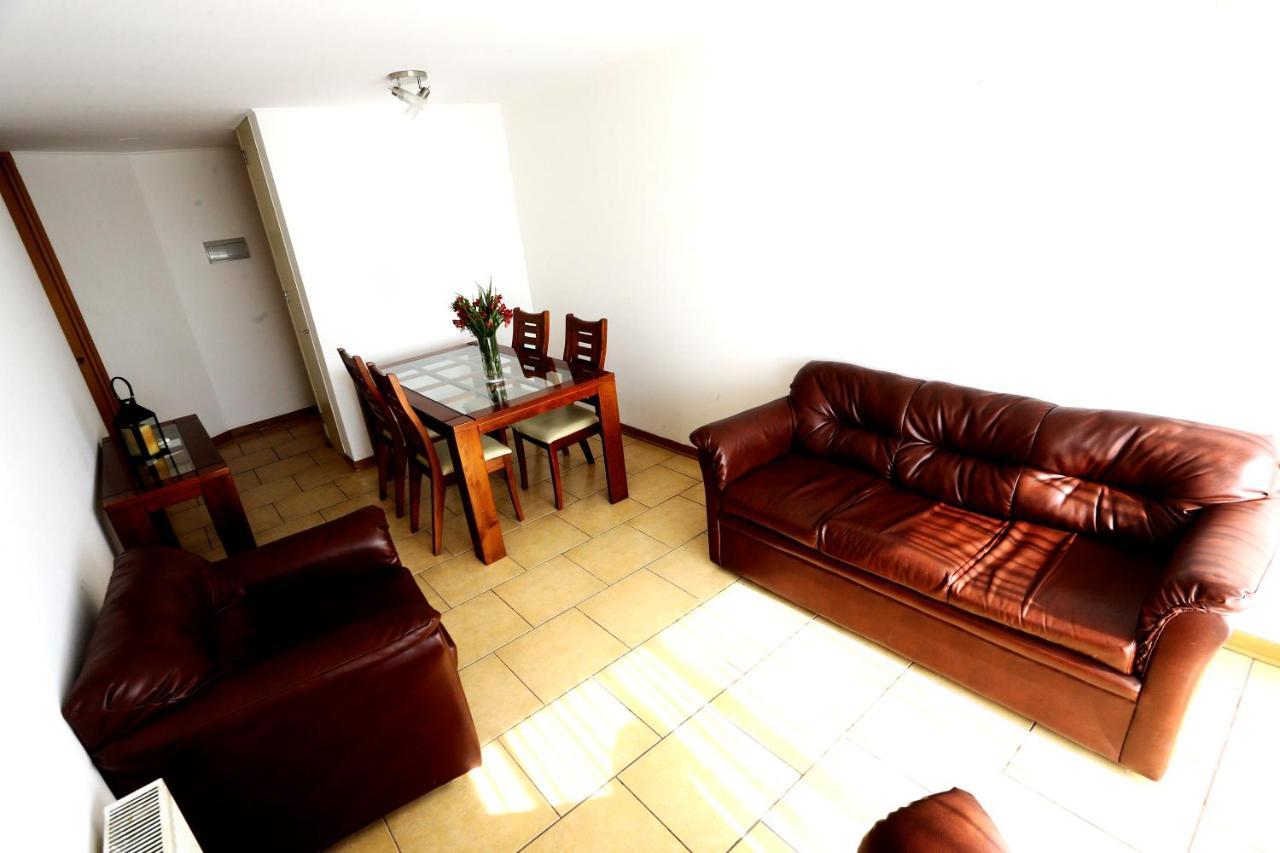 Versalles Aparthotel 4*