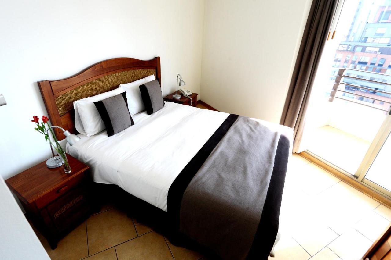 Aparthotel Versalles
