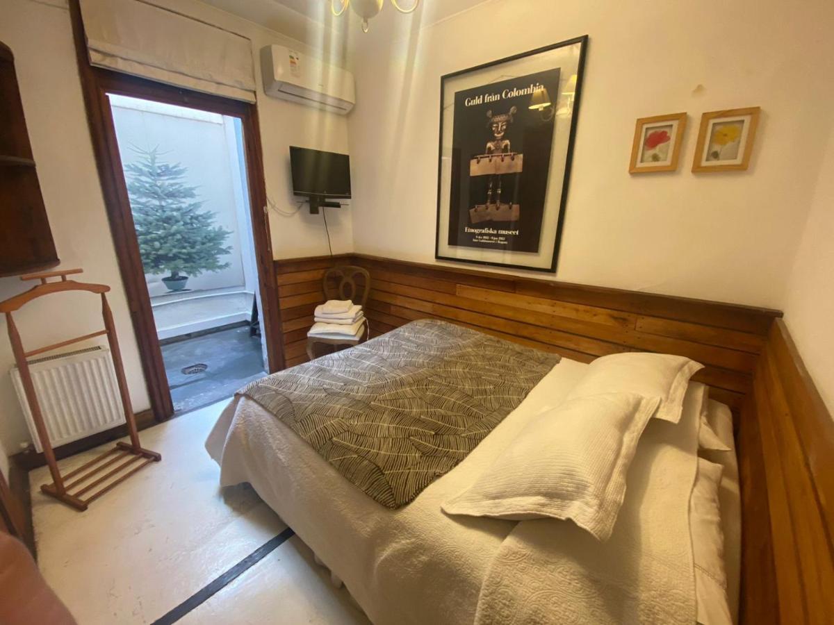 Hostal La Casita Bed & Breakfast