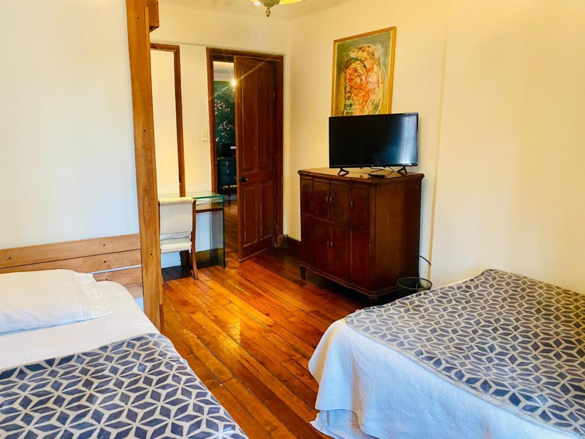 Hostal La Casita Bed & Breakfast Santiago