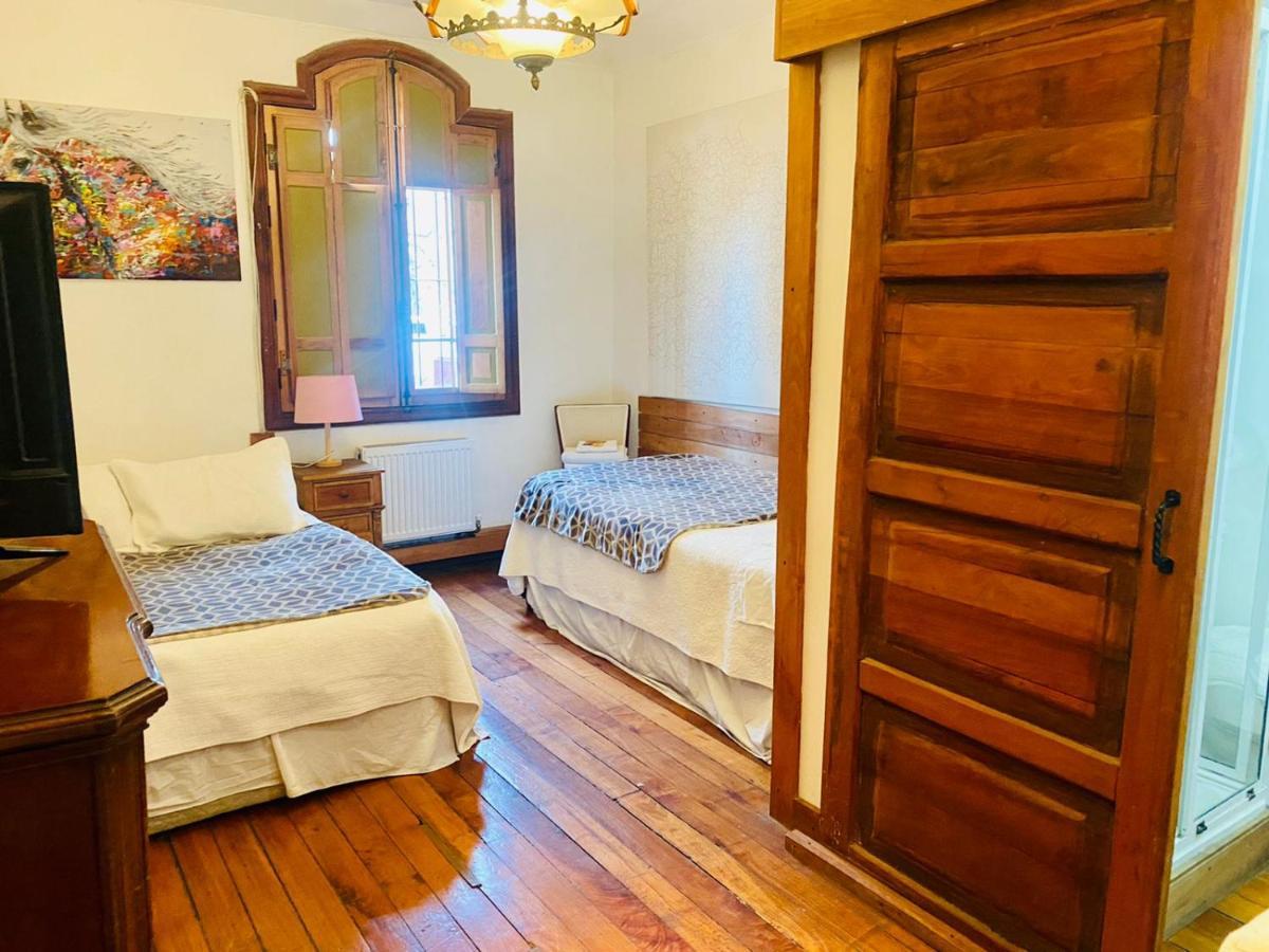 Hostal La Casita Bed & Breakfast Santiago