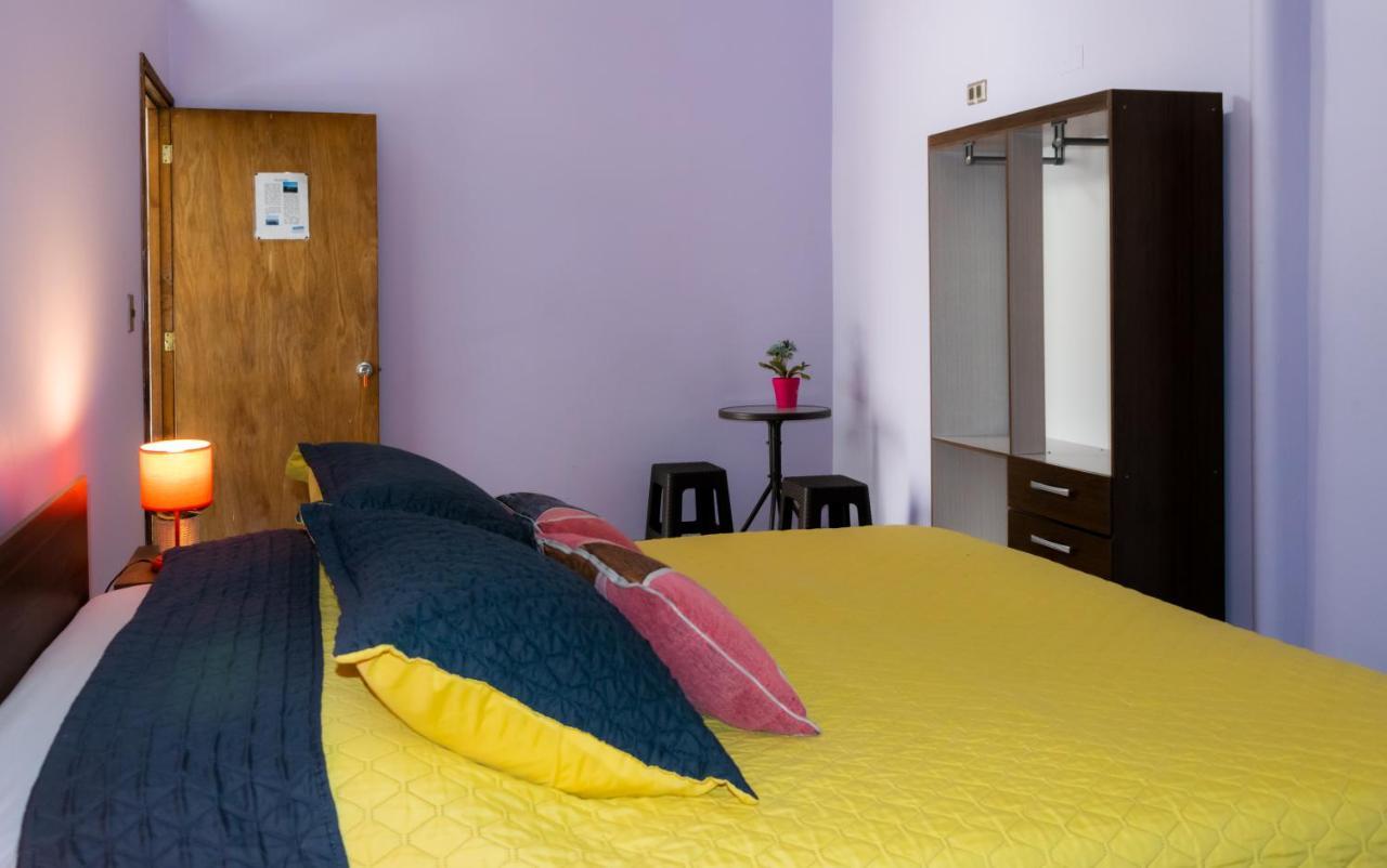 Hostel Backpackers *