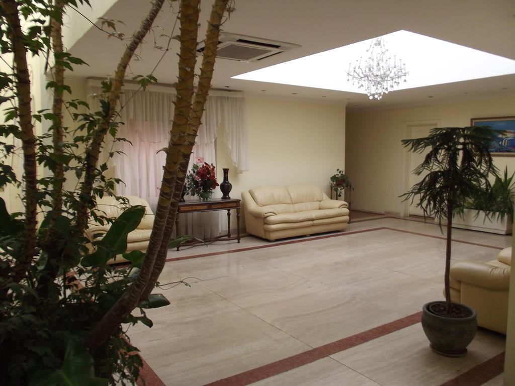 Espana Hotel 3*