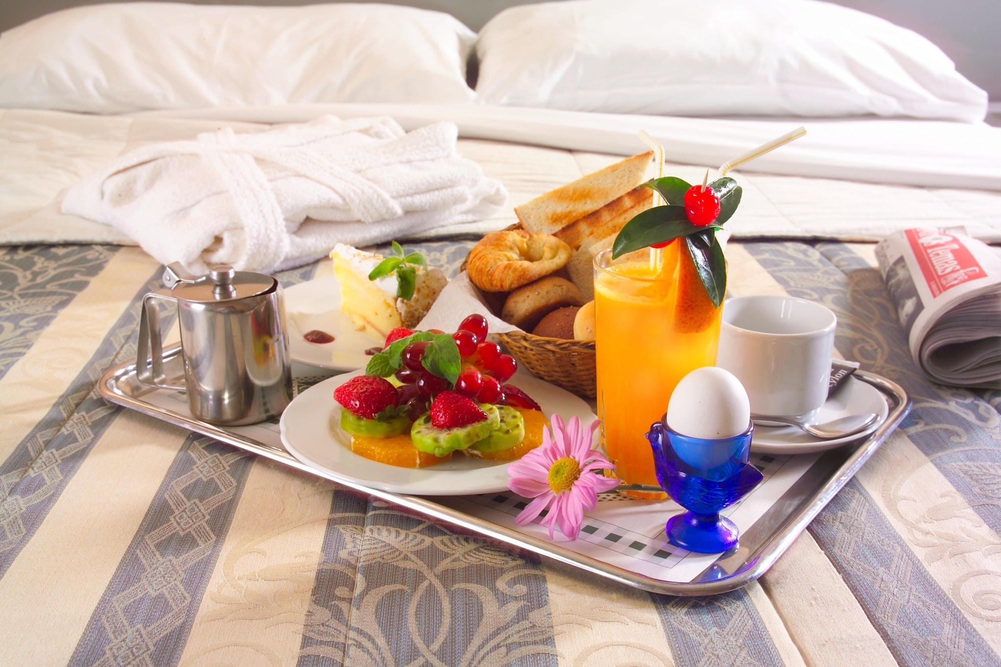 Eurotel El Bosque 4* Santiago