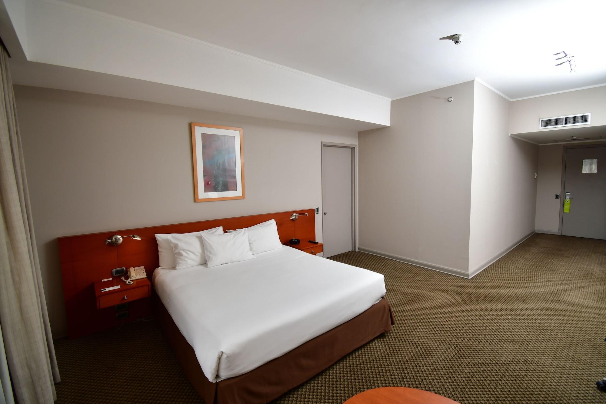Radisson Ciudad Empresarial 4*