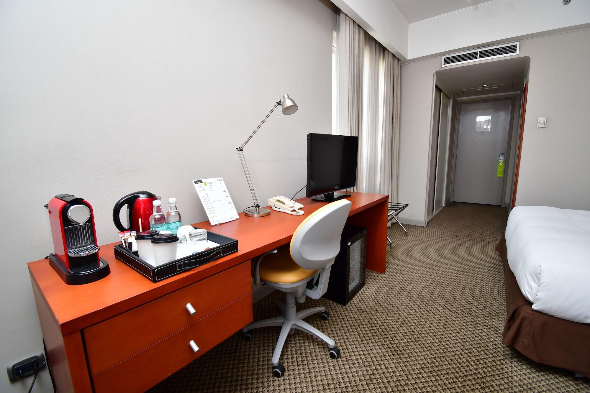 Radisson Ciudad Empresarial Santiago