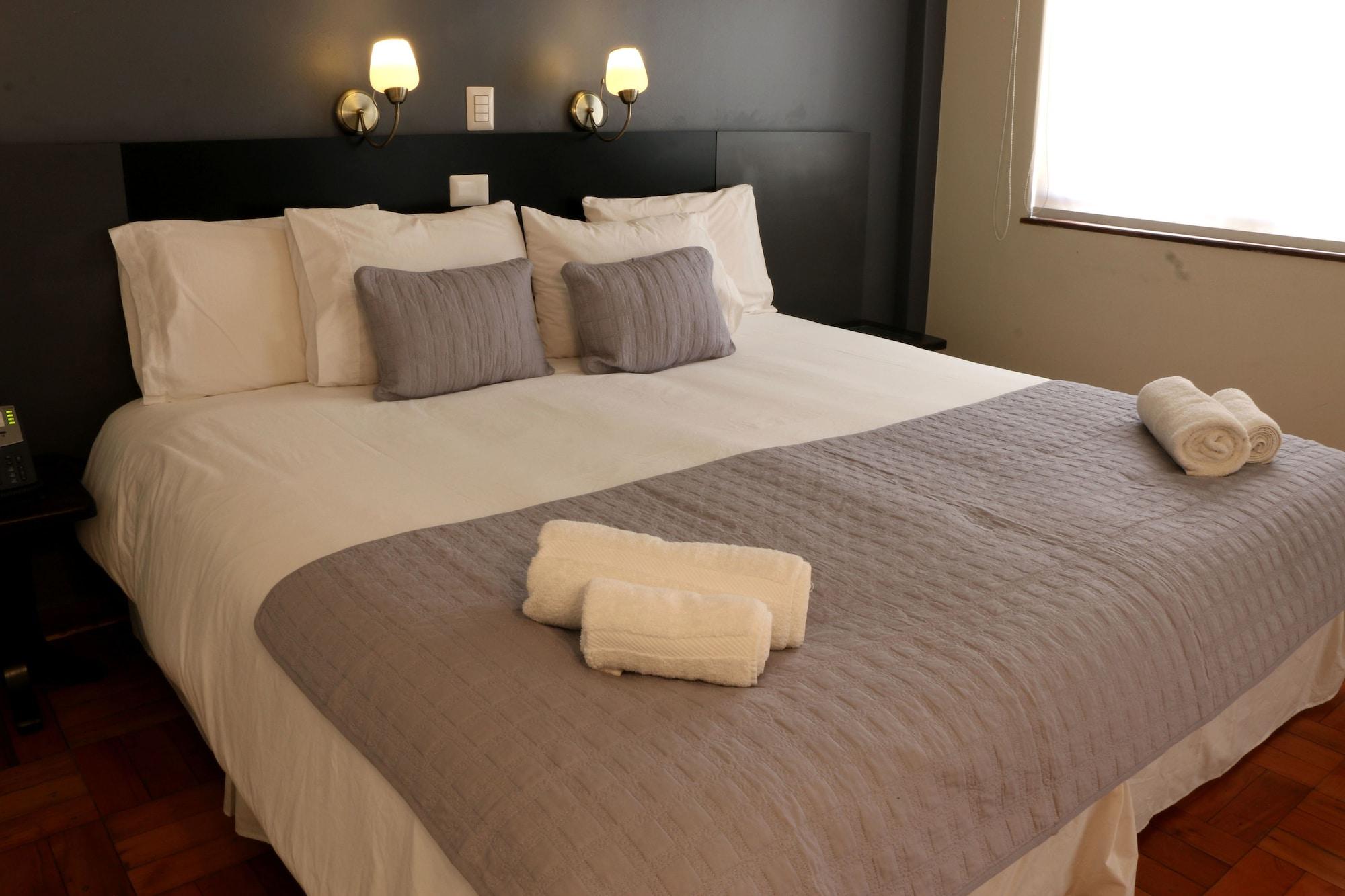 Plaza ñuñoa Hotel