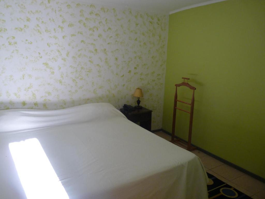 Khách sạn Railef 2*