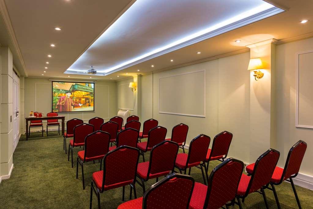 Aparthotel Park Plaza Santiago