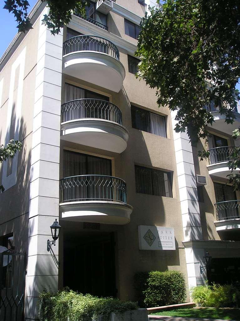 Park Plaza Aparthotel 3*