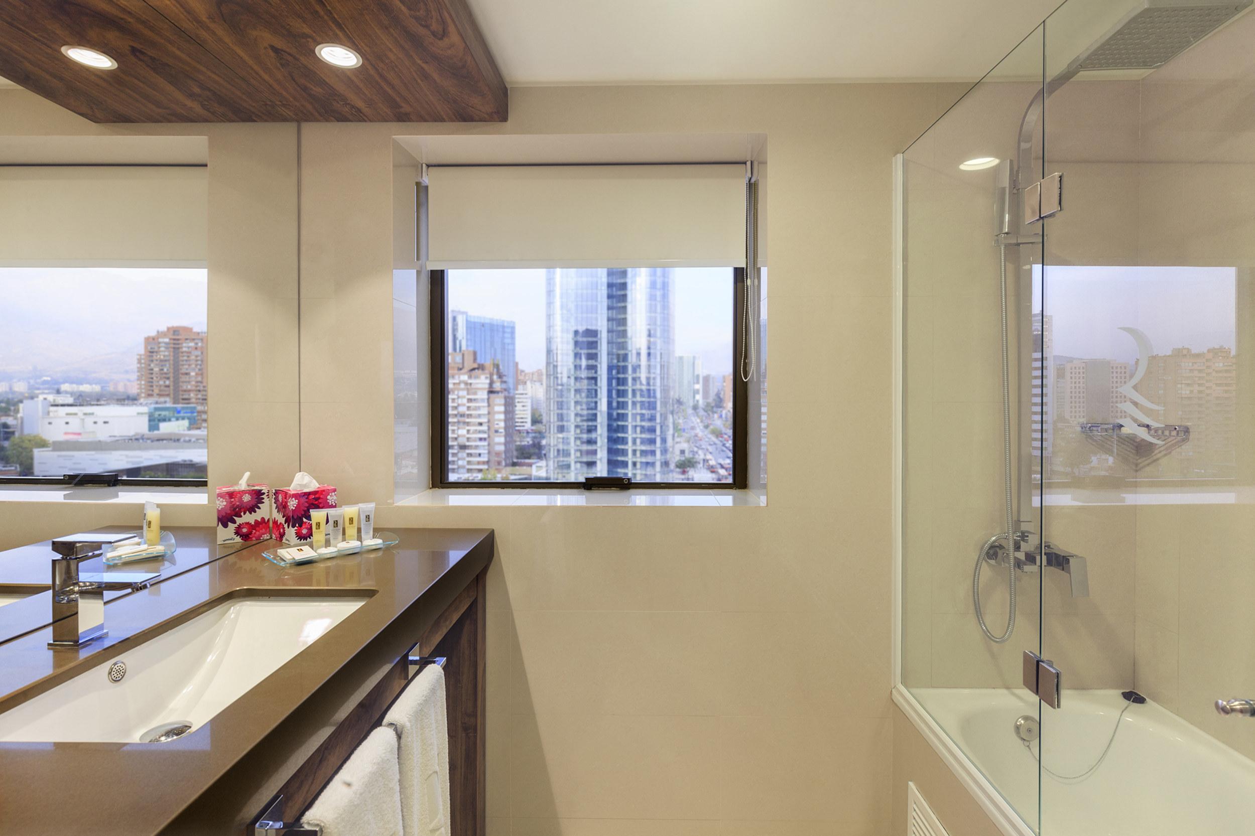 Regal Pacific Hotel 5*