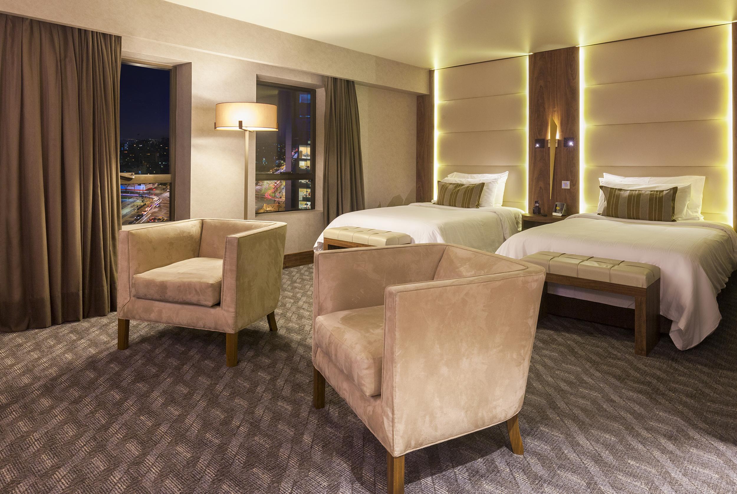 Hotel Regal Pacific