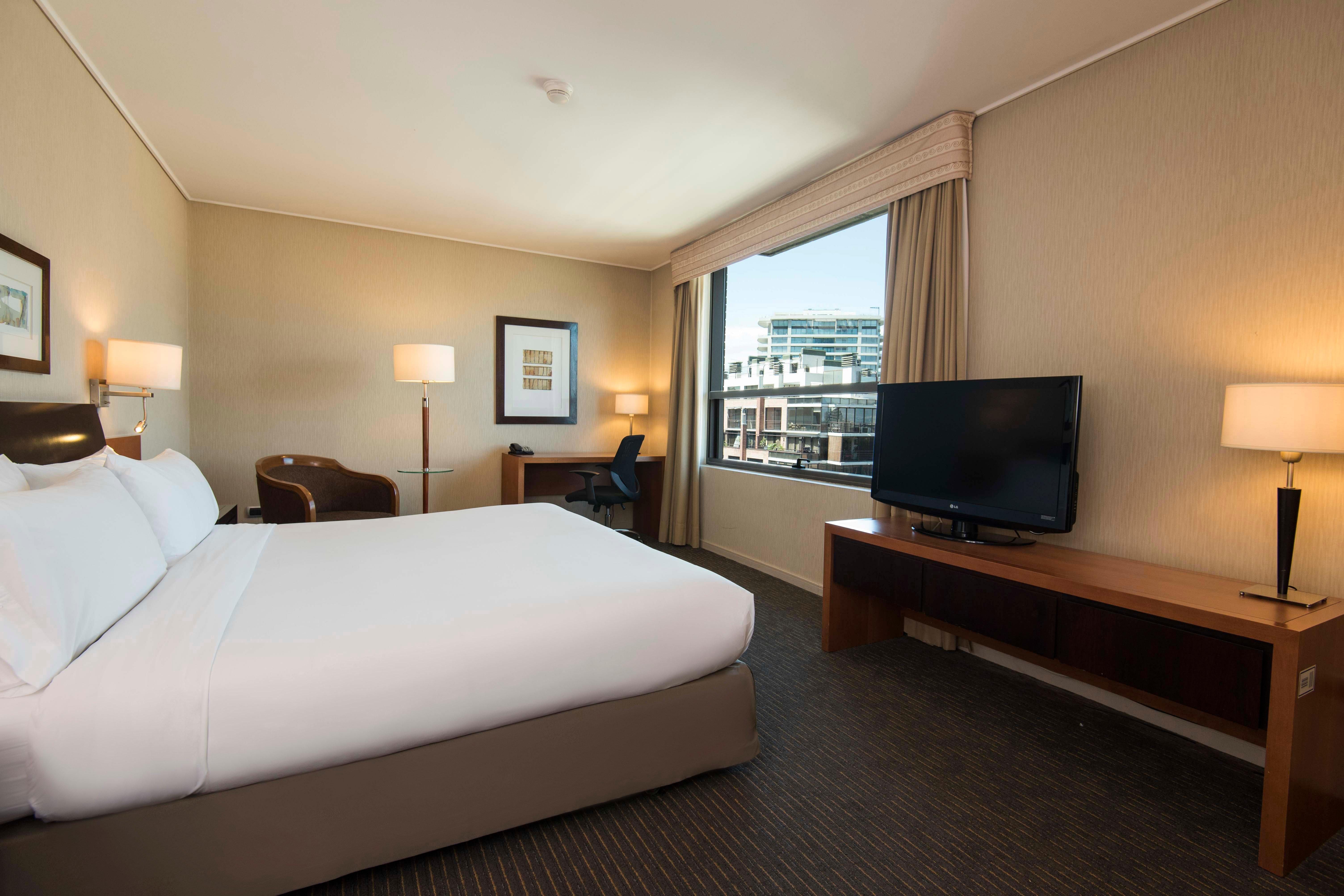 Express Condes By Ihg Hotel 4*