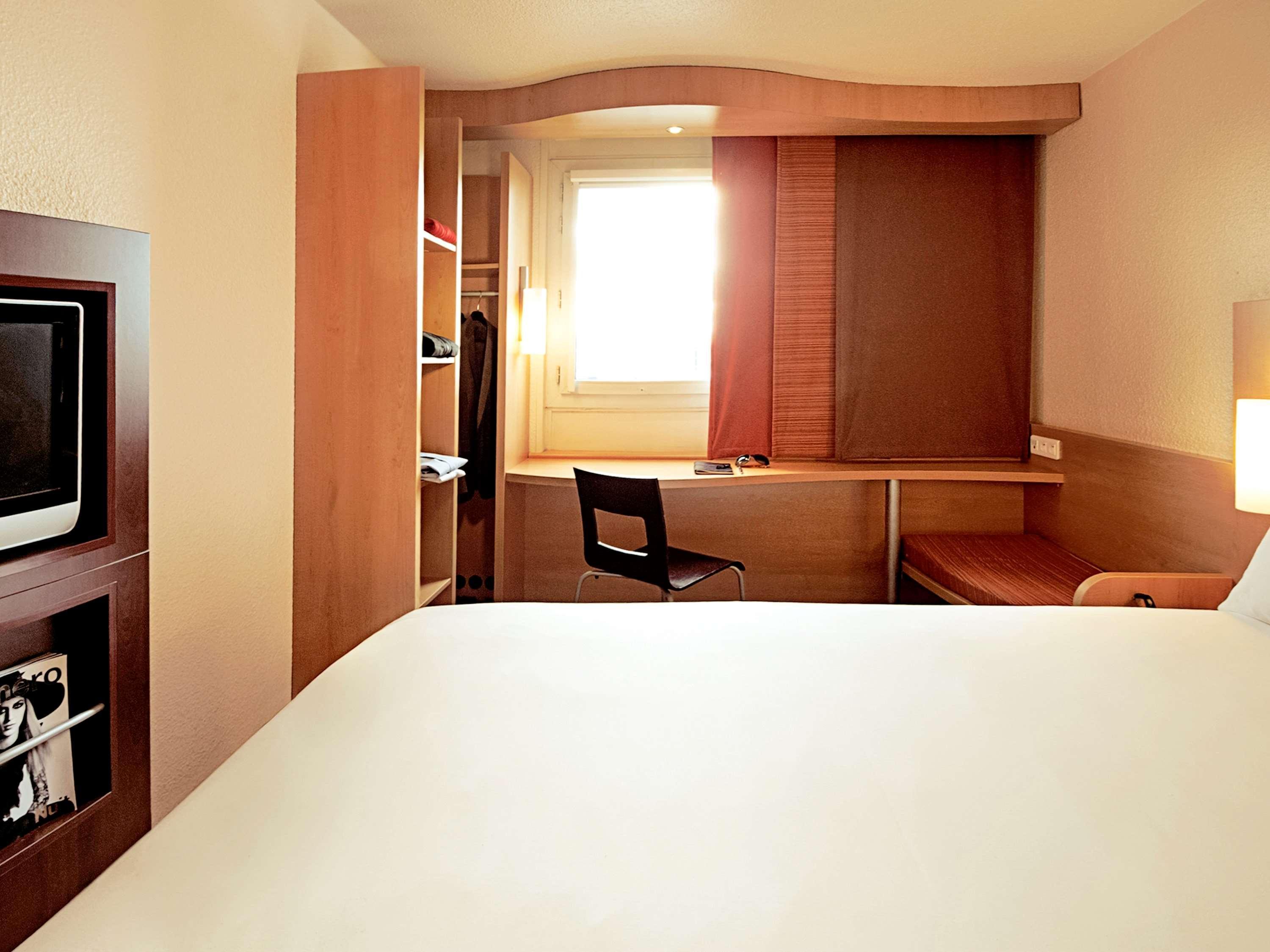 Ibis Providencia Khách sạn 3*