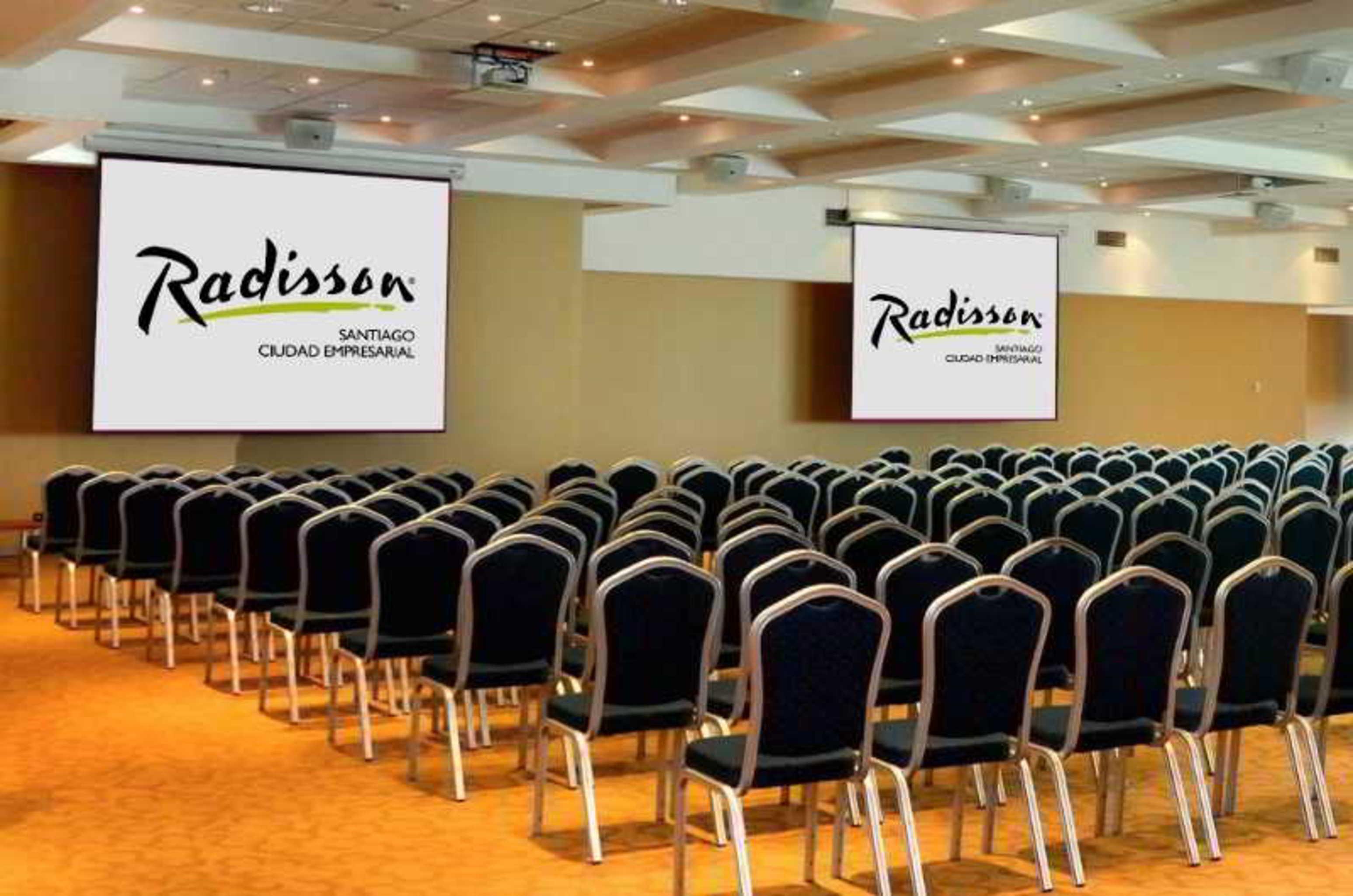 Radisson Ciudad Empresarial 4* Santiago