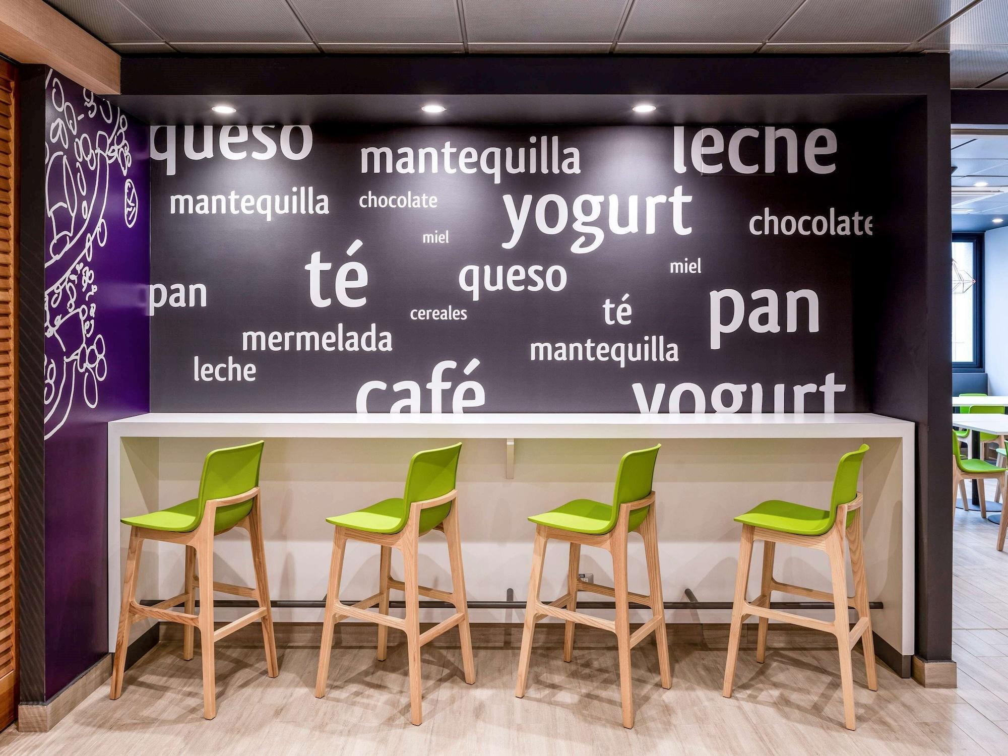 Hotel Ibis Budget Providencia Santiago