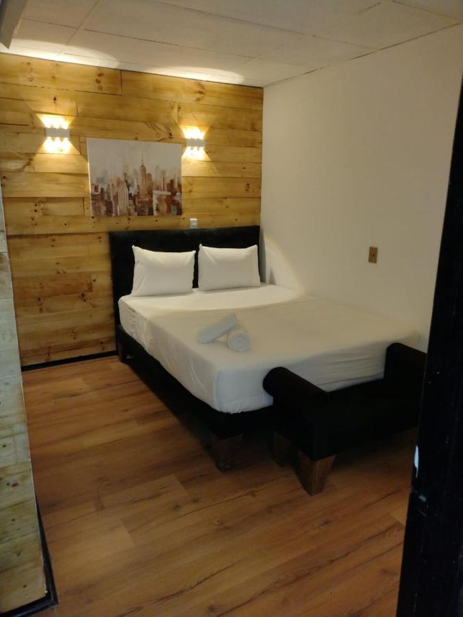 Hotel Santa Maria Express Santiago