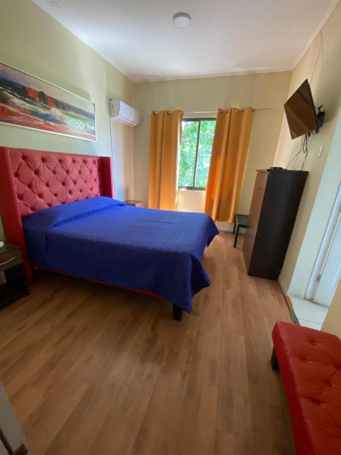 Intimo Heroes Hotel *