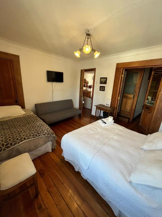 Bed & Breakfast Hostal La Casita Santiago