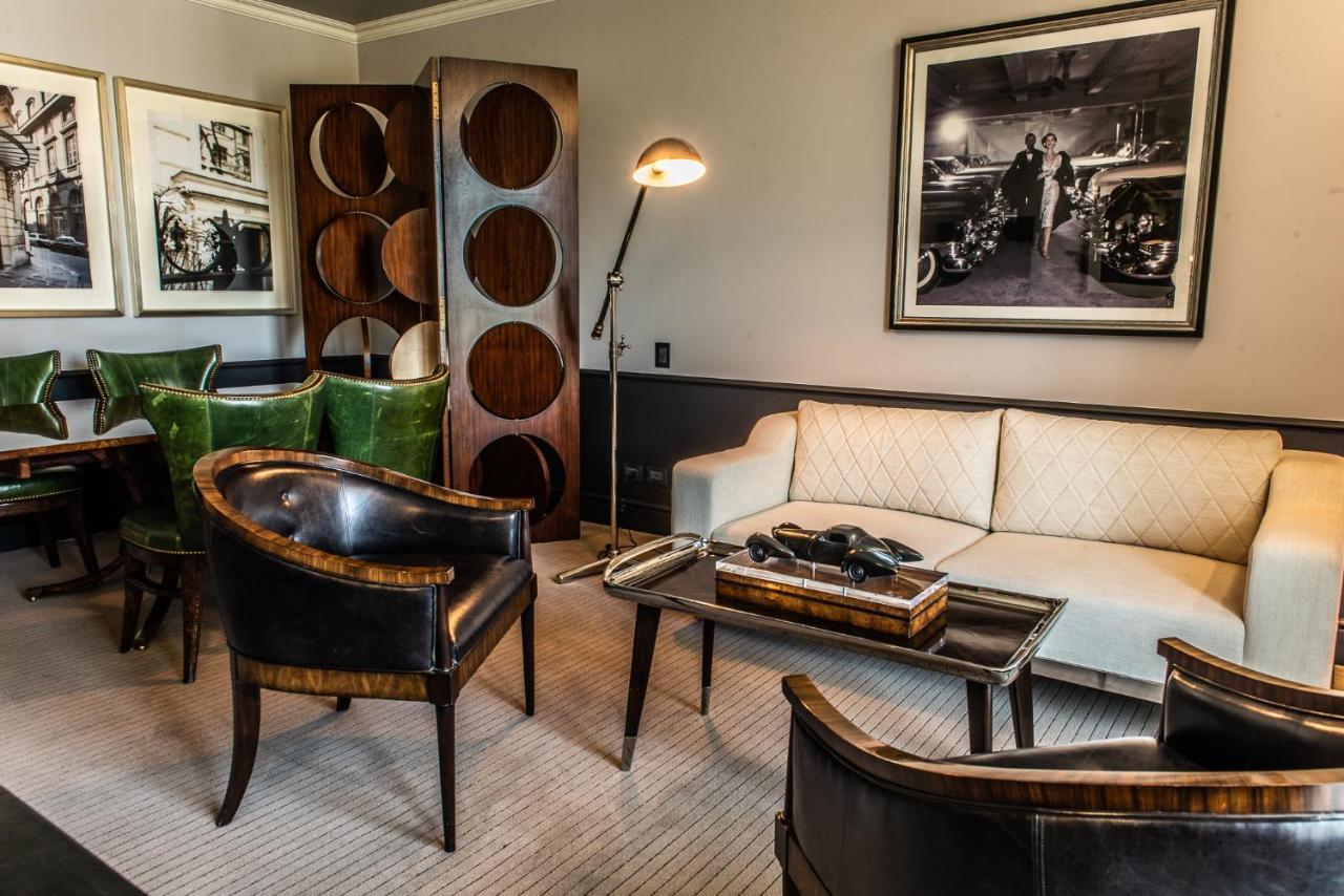 The Singular Hotel