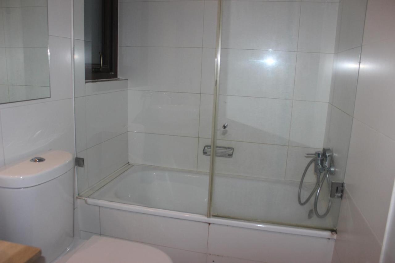 Apartment Condes, Departamento Amoblado . Metro Manquehue