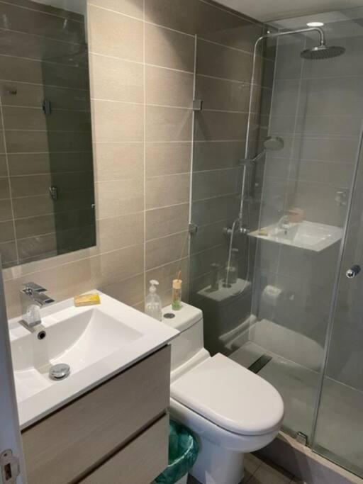 Apartamento Mall Parque Arauco. Piscina Temperada + King Bed Santiago