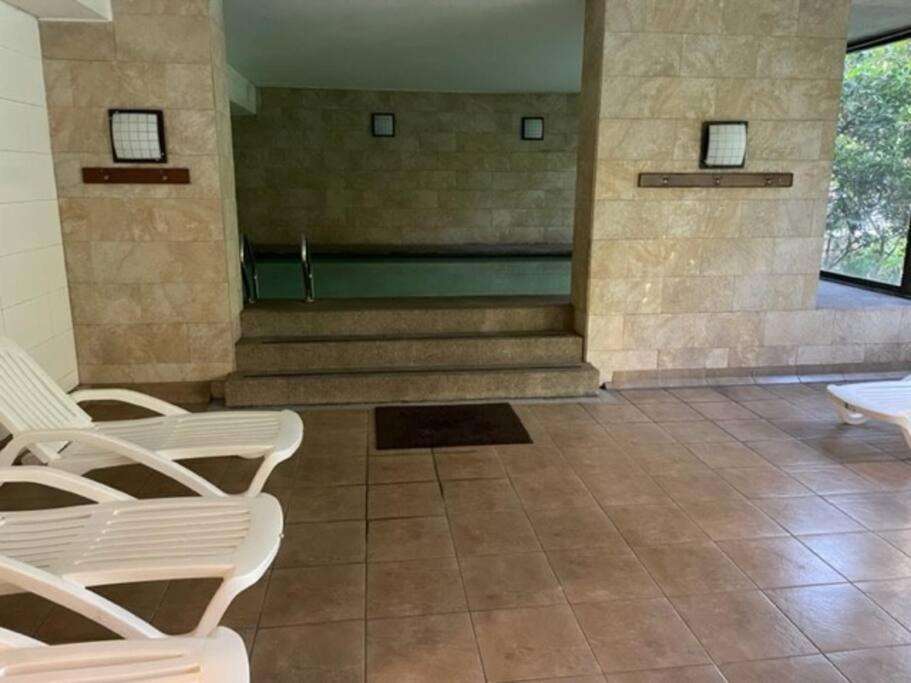 Mall Parque Arauco. Piscina Temperada + King Bed *