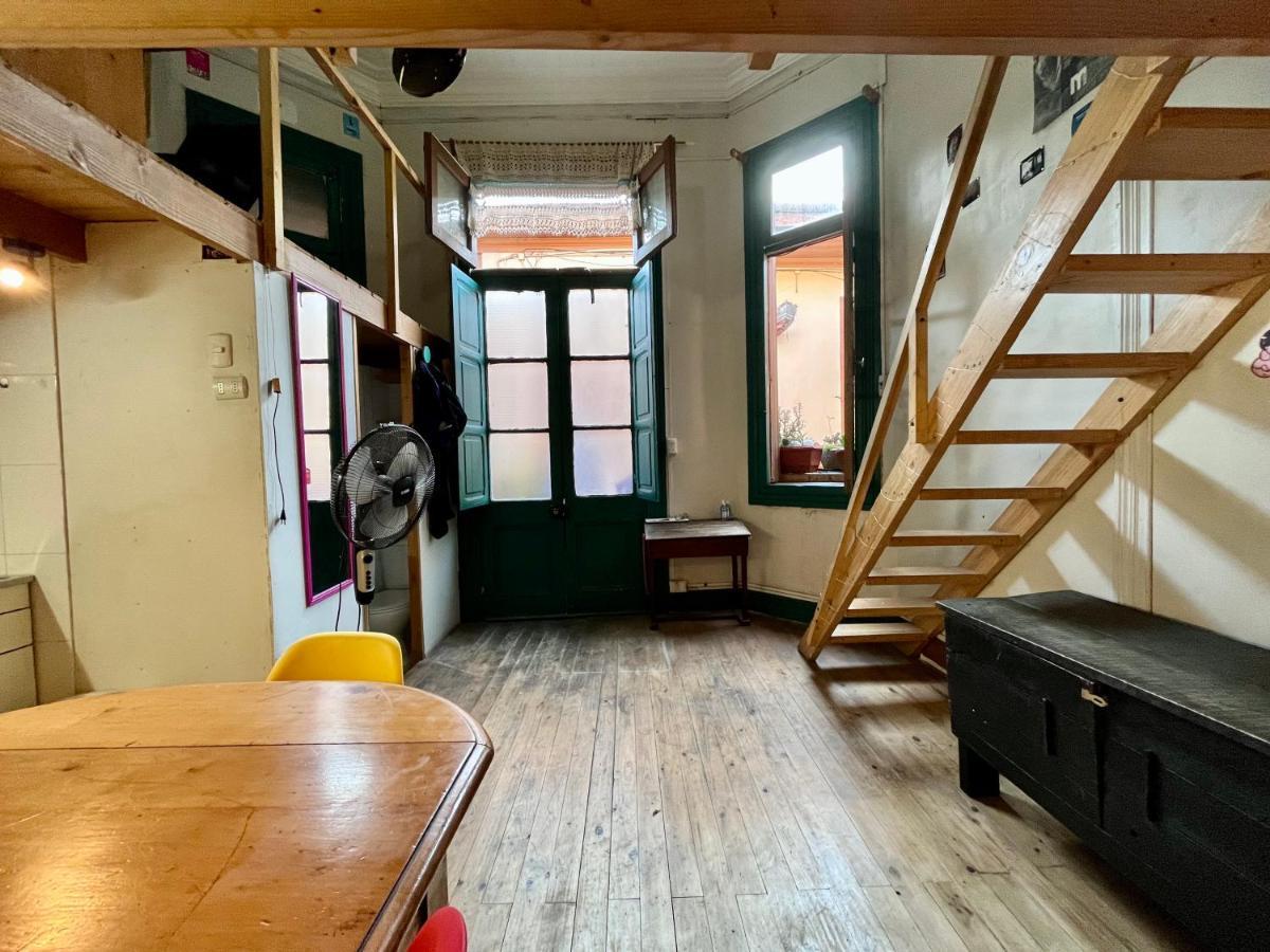 Loft En Casa Patrimonial, Barrio Yungay, Con Posibilidad De Estacionamiento Santiago