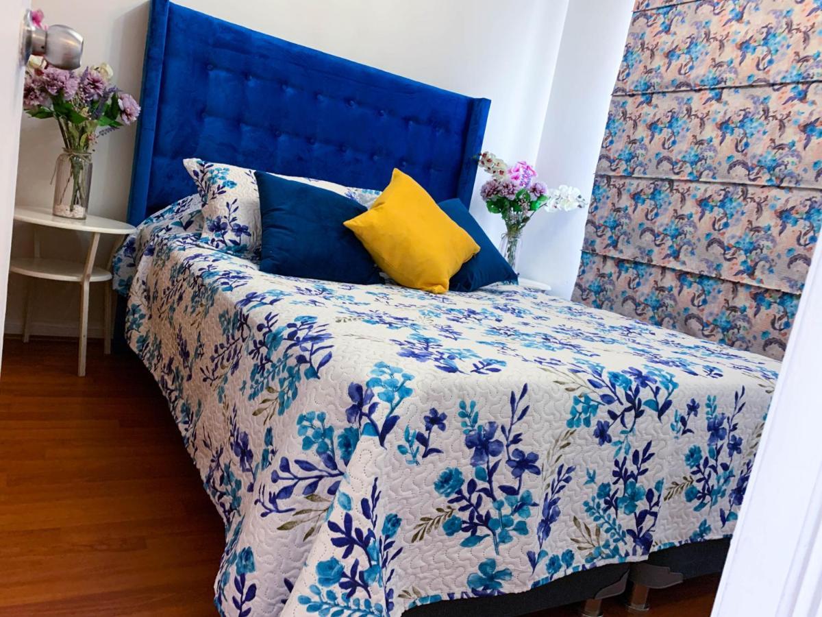 Depto Metro Santa Ana 3 Apartamento
