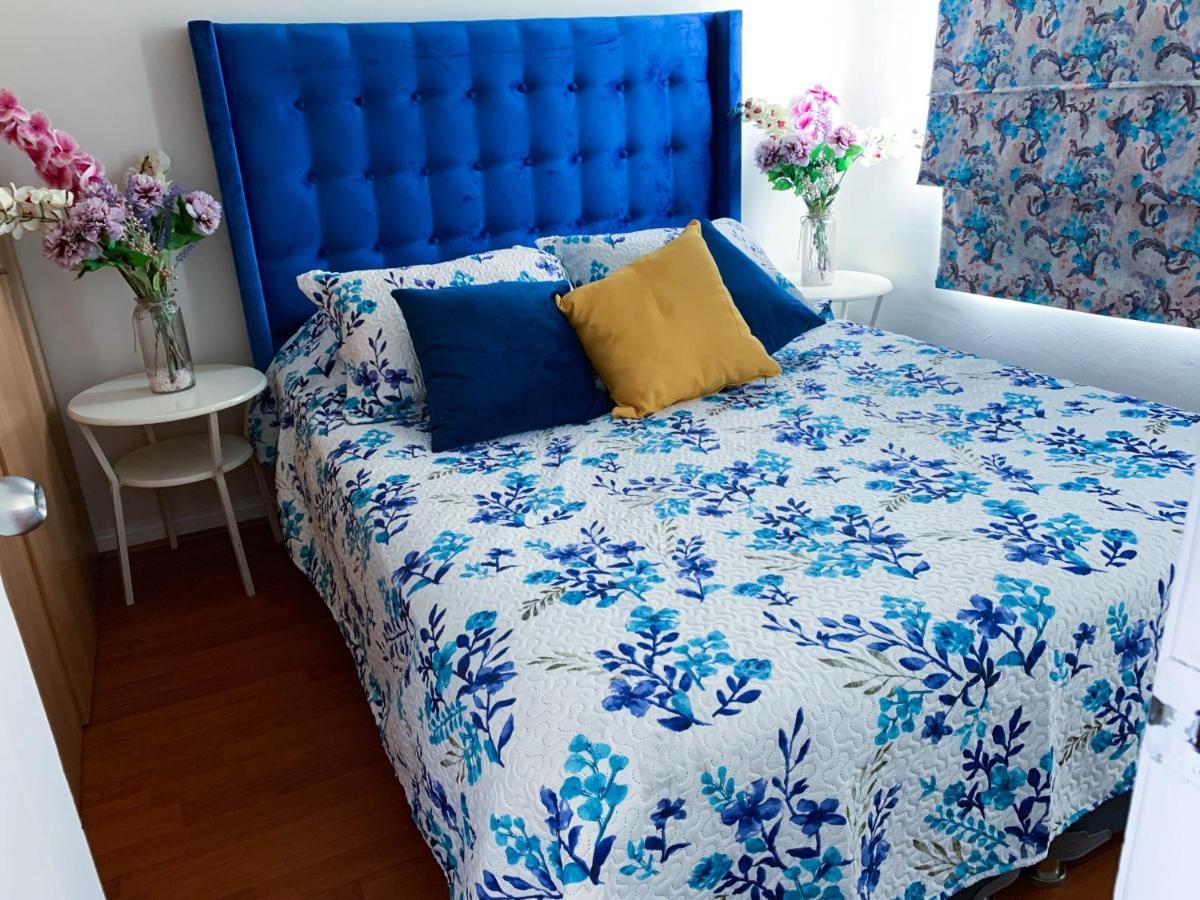 Apartamento Depto Metro Santa Ana 3