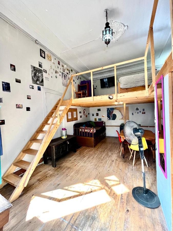 Loft En Casa Patrimonial, Barrio Yungay, Con Posibilidad De Estacionamiento Santiago