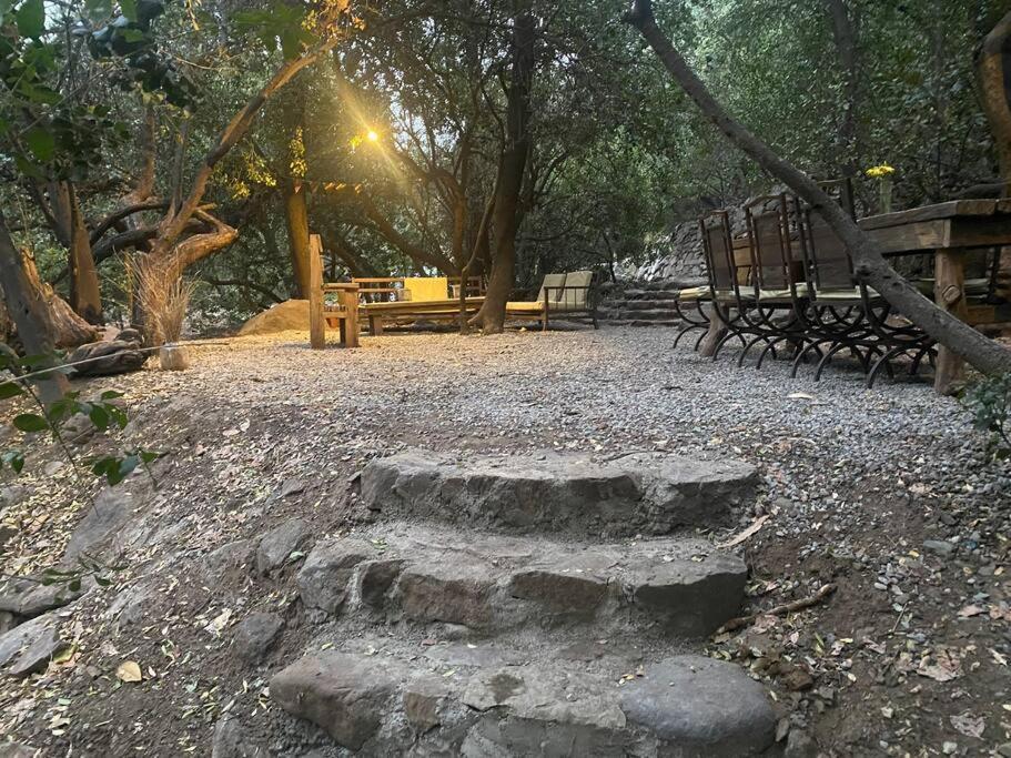 Casa De Piedra Entre Bosque Y Rio Casa de férias